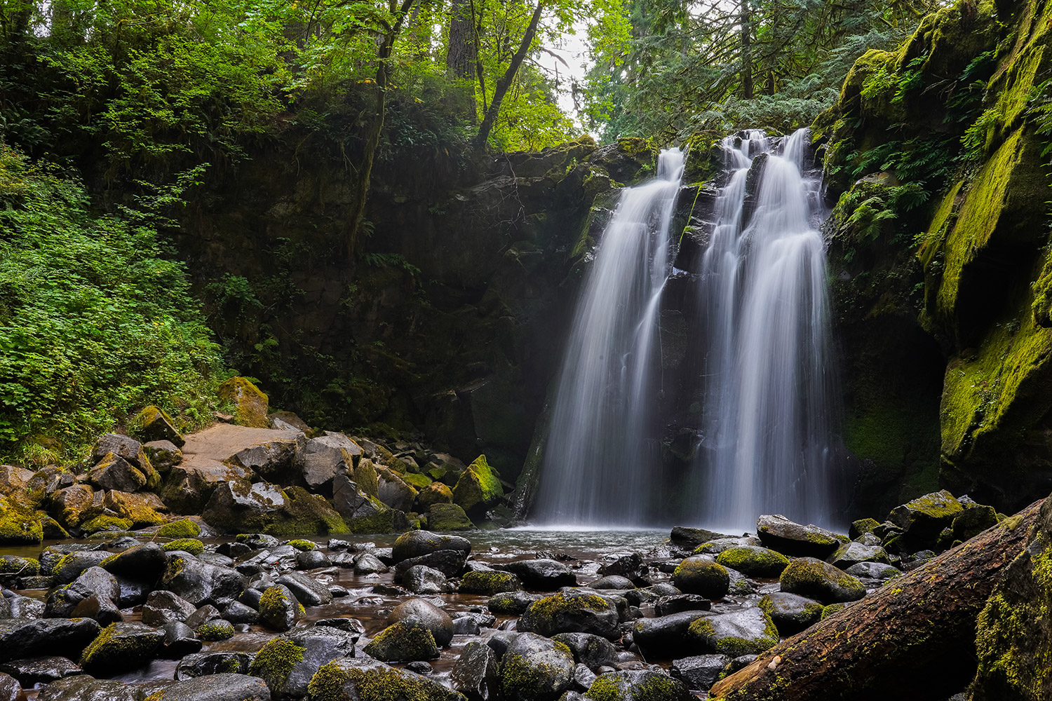 majestic falls